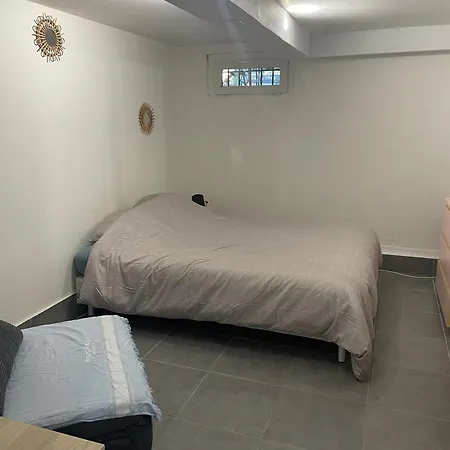 Petite Avec Sdb Partagée Séjour chez l'habitant